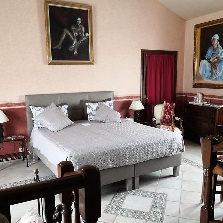 Bed and Breakfast La Fontaine Des Arts Mansle-les-Fontaines Экстерьер фото