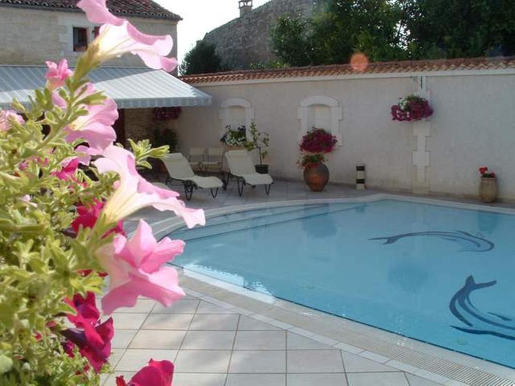 Bed and Breakfast La Fontaine Des Arts Mansle-les-Fontaines Экстерьер фото