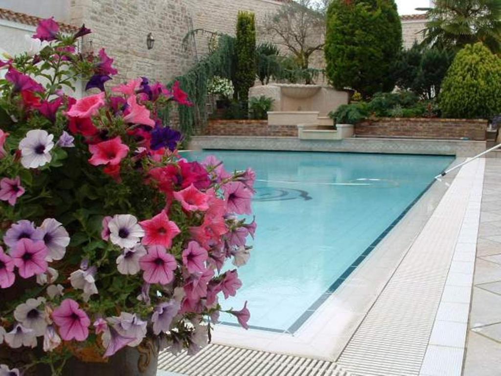 Bed and Breakfast La Fontaine Des Arts Mansle-les-Fontaines Экстерьер фото
