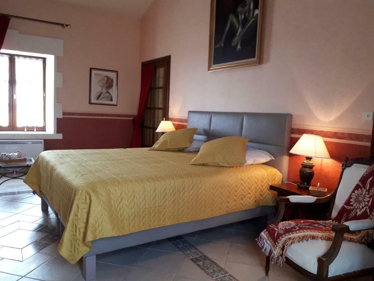 Bed and Breakfast La Fontaine Des Arts Mansle-les-Fontaines Экстерьер фото