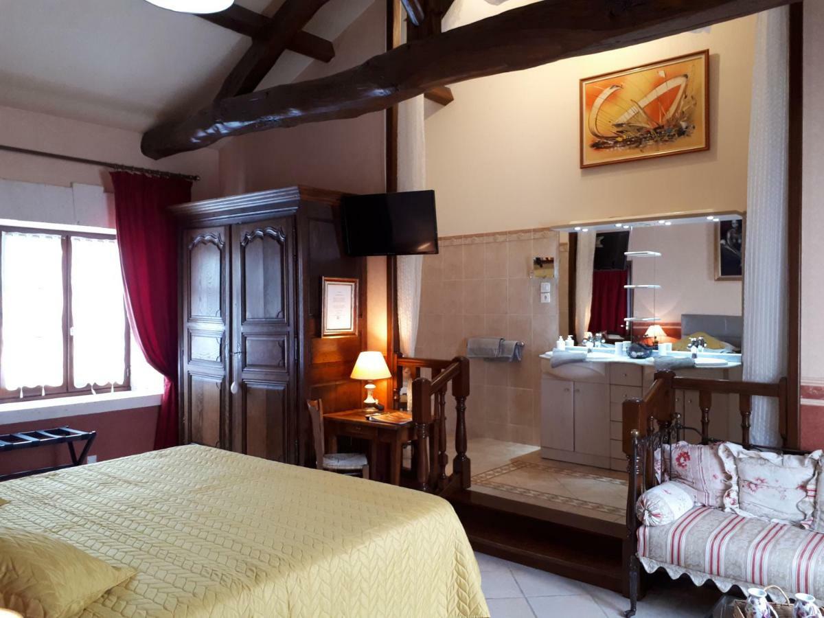 Bed and Breakfast La Fontaine Des Arts Mansle-les-Fontaines Экстерьер фото