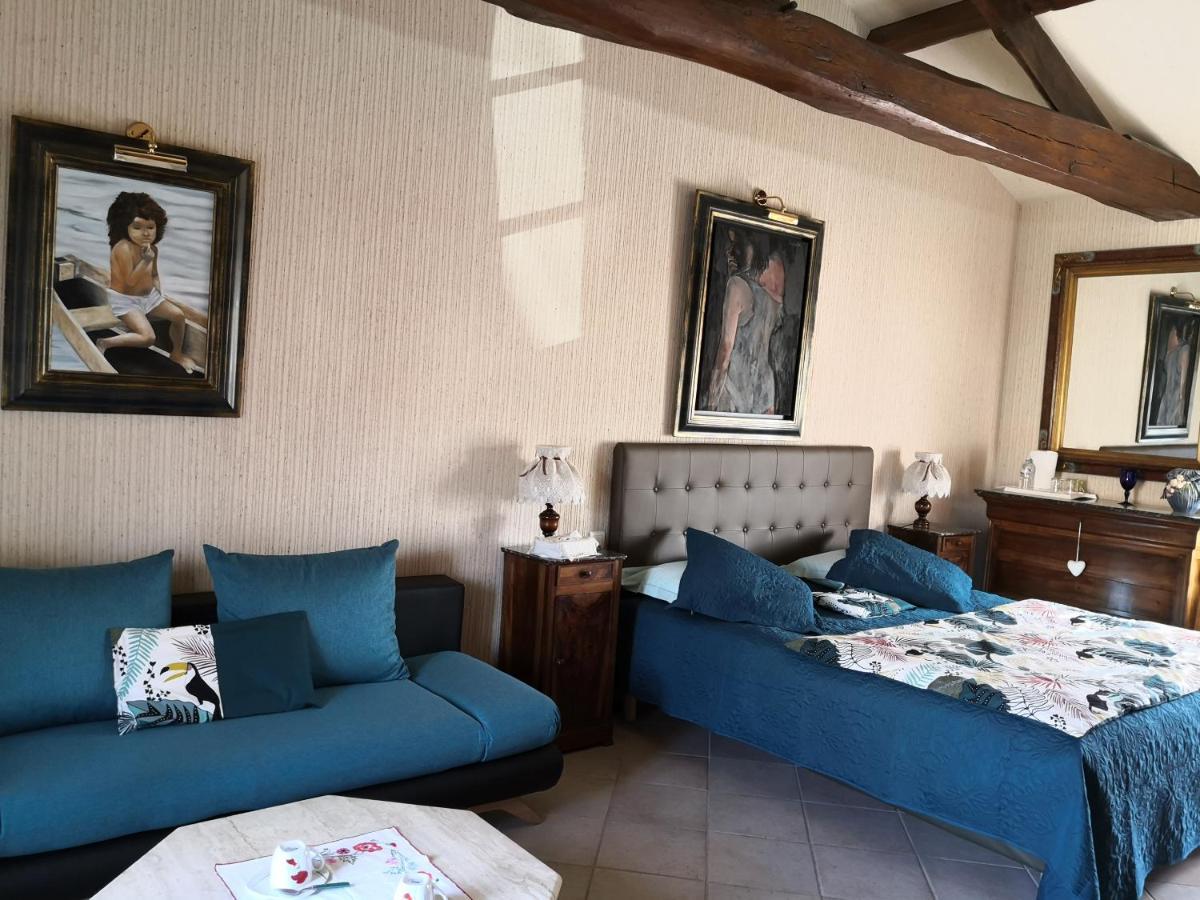 Bed and Breakfast La Fontaine Des Arts Mansle-les-Fontaines Экстерьер фото
